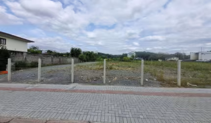 Terreno para alugar, 851.76 m2 por R$4500.00  - Anita Garibaldi - Joinville/SC