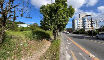 Terreno para alugar, 1392.00 m2 por R$4900.00  - Iririu - Joinville/SC