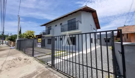 Apartamento com 2 quartos  para alugar, 51.40 m2 por R$1450.00  - Itinga - Joinville/SC