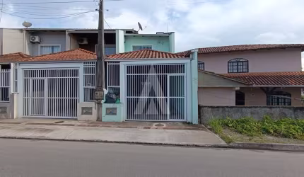 Casa residencial com 2 quartos  para alugar, 65.62 m2 por R$1950.00  - Joao Costa - Joinville/SC