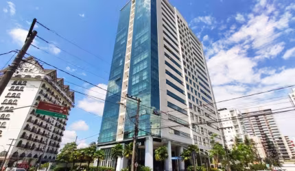 Sala para alugar, 38.44 m2 por R$3300.00  - Centro - Joinville/SC
