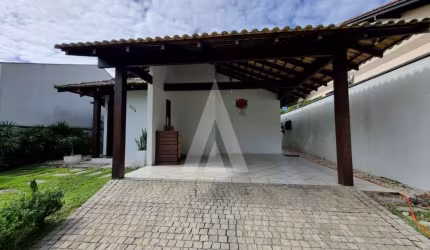 Casa residencial com 3 quartos  para alugar, 160.00 m2 por R$6500.00  - Gloria - Joinville/SC