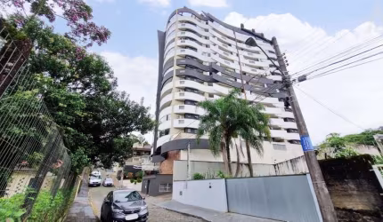 Apartamento com 3 dormitórios, 2 vagas, bairro Anita Garibaldi.