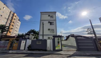 Apartamento com 3 quartos  para alugar, 73.46 m2 por R$1600.00  - Costa E Silva - Joinville/SC