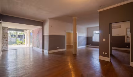 Casa comercial para alugar, 283.41 m2 por R$18000.00  - Centro - Joinville/SC