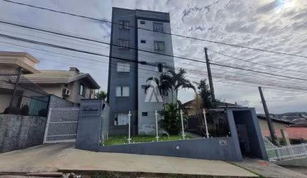 APARTAMENTO COMPLETO DE ARMÁRIOS COM 02 QUARTOS E SALA COM SACADA INTEGRADA