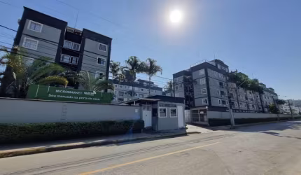 Apartamento com 2 quartos  para alugar, 51.24 m2 por R$1600.00  - Zona Industrial Norte - Joinville/SC