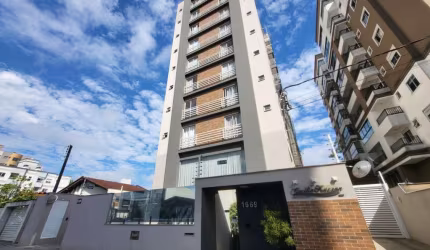 Apartamento com 2 quartos  para alugar, 85.00 m2 por R$2300.00  - Costa E Silva - Joinville/SC