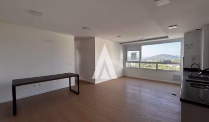 Apartamento com 3 quartos  para alugar, 74.30 m2 por R$3400.00  - Gloria - Joinville/SC