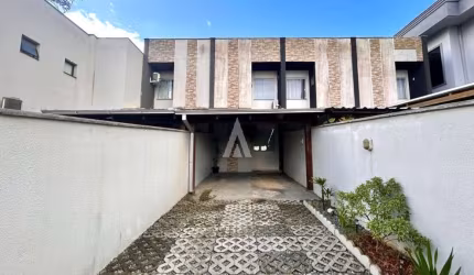 GEMINADO COM 2 SUITES, CHURRASQUEIRA, DEPÓSITO E GARAGEM COBERTA, BAIRRO SÃO MARCOS