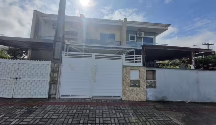 Casa residencial com 2 quartos  para alugar, 58.67 m2 por R$2000.00  - Aventureiro - Joinville/SC