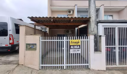 Casa residencial para alugar, 57.15 m2 por R$1400.00  - Boehmerwald - Joinville/SC