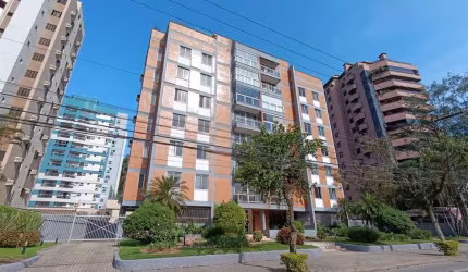 Apartamento com 3 quartos  para alugar, 83.18 m2 por R$2600.00  - America - Joinville/SC