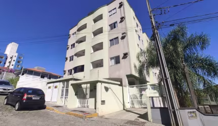 Apartamento com 2 quartos  para alugar, 60.80 m2 por R$1900.00  - Saguacu - Joinville/SC
