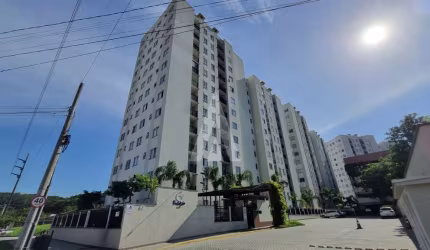Apartamento com 2 quartos  para alugar, 54.67 m2 por R$1900.00  - Bucarein - Joinville/SC