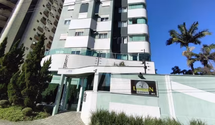 Apartamento com 3 quartos  para alugar, 104.03 m2 por R$3500.00  - Bucarein - Joinville/SC