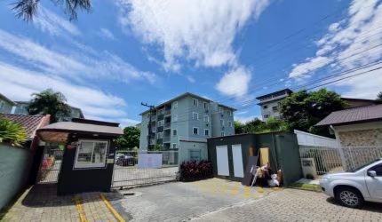 Apartamento com 3 quartos, 1 bwc social, sala de estar e jantar, cozinha, área de serviço e sacada