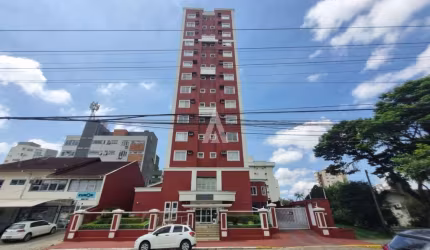 Apartamento no Bairro Anita Garibaldi com ampla Sala de estar / Jantar, Cozinha com armários e Suíte com hidromassagem.