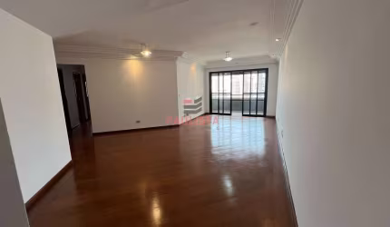 Amplo Apartamento com 3 Dormitórios à Venda na Chácara Inglesa