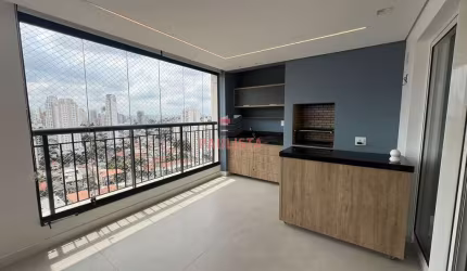 Apartamento com 3 dormitórios e 3 vagas à venda na Chácara Inglesa