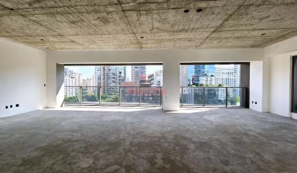 Apartamento com 227m², 3 suítes, 3 vagas, lazer completo à venda na rua Chipre esquina com Faria Li