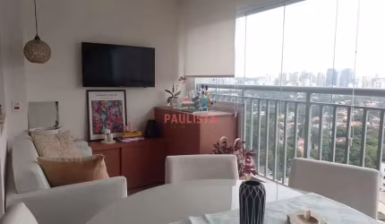 Apartamento à venda, porteira fechada, todo decorado e mobiliado, entrar e morar, próximo ao metrô