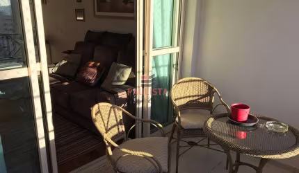 Apartamento à venda 3 dormitórios sendo 1 suíte e 2 vagas de garagem na Saúde