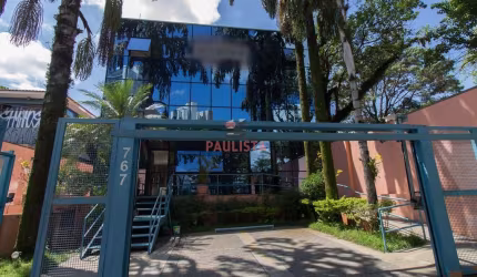 Prédio Comercial Imponente para locação em Moema – 1.250m² | 25 Vagas | Elevador | Gerador