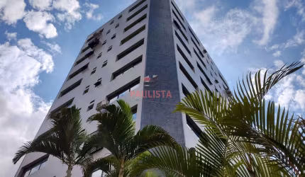 Conjunto comercial  próximo ao Metrô Santa Cruz na Vila Mariana
