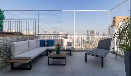 Cobertura Duplex mobiliada à venda com 154m² no Brooklin com amplo terraço e vista livre