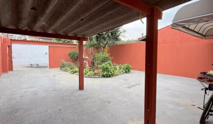 Ótima Casa com Edícula à Venda no Parque Ouro Fino!