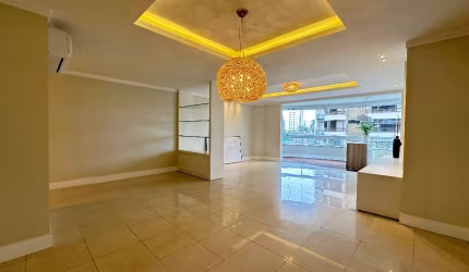 Belíssimo apartamento com 3 suítes à venda no Centro de Joinville - SC por R$ 1.398.000,00.