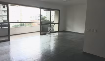 Clássico apto no Bairro Higienópolis