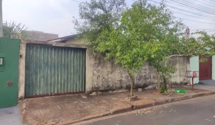 Casa com 2 dormitórios à venda por R$ 220.000 - Aeroporto - Barretos/SP