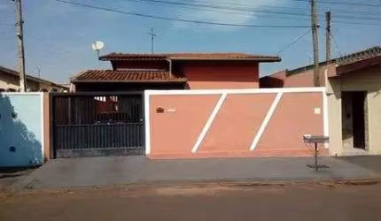 Casa com 2 dormitórios à venda, 130 m² por R$ 320.000,00 - Aeroporto - Barretos/SP