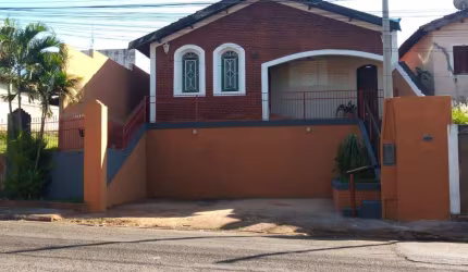 Casa com 3 dormitórios à venda, 150 m² por R$ 460.000,00 - São Salvador - Barretos/SP