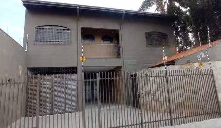 Casa com 3 dormitórios para alugar, 280 m² por R$ 4.780,00/mês - Centro - Barretos/SP