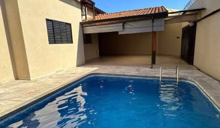Casa com 3 dormitórios à venda, 138 m² por R$ 530.000 - Nogueira - Barretos/SP