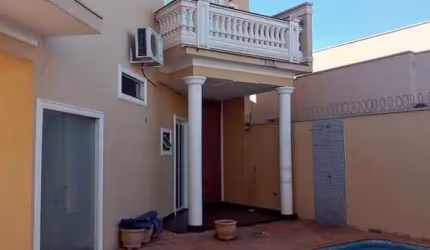 Casa com 3 dormitórios à venda, 297 m² por R$ 1.000.000,00 - Jardim Allah - Barretos/SP