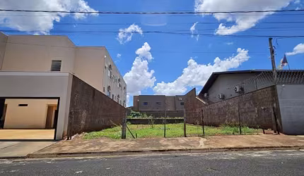 Terreno à venda, 285 m² por R$ 240.000,00 - Jardim Universitário - Barretos/SP