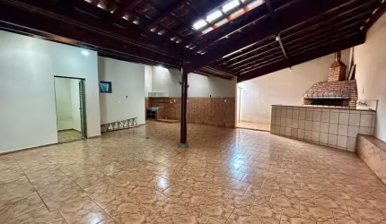Sobrado com 3 dormitórios, 336 m² - venda por R$ 650.000,00 ou aluguel por R$ 1.850,00/mês - Jardim Nova Barretos - Barretos/SP