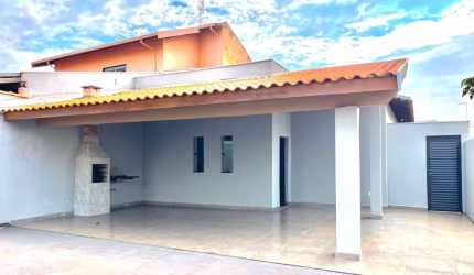 Casa com 3 dormitórios à venda, 170 m² por R$ 700.000 - Centro - Barretos/SP