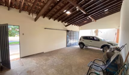 Casa com 2 dormitórios à venda, 223 m² por R$ 360.000,00 - Zequinha Amêndola - Barretos/SP