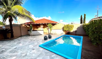 Casa com 3 dormitórios à venda, 277 m² por R$ 1.400.000 - Centro - Barretos/SP