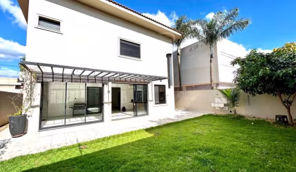 Sobrado com 2 dormitórios, 268 m² - venda por R$ 2.500.000,00 ou aluguel por R$ 7.000,00/mês - City Barretos - Barretos/SP