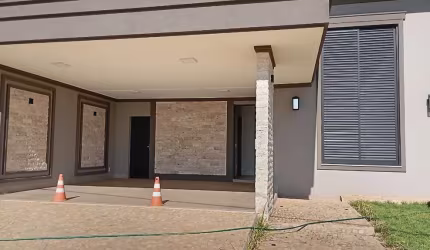 Casa com 3 dormitórios para alugar, 215 m² por R$ 8.454,49/mês - Aeroporto - Barretos/SP