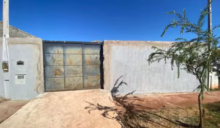 Casa com 2 dormitórios à venda, 45 m² por R$ 165.000 - Vida Nova - Barretos/SP