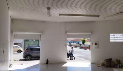 Salão Comercial para Locação em Atibaia, Atibaia Jardim, 1 banheiro