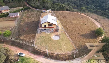 Casa com 3 dormitórios à venda, 321 m² por R$ 1.700.000,00 - Descansópolis - Campos do Jordão/SP