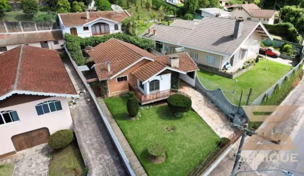 Casa com 5 dormitórios à venda, 291 m² por R$ 1.200.000,00 - Abernéssia - Campos do Jordão/SP